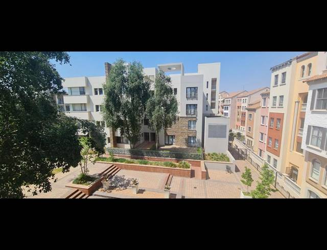 2 BEDROOM PROPERTY TO RENT IN BEDFORD GARDENS